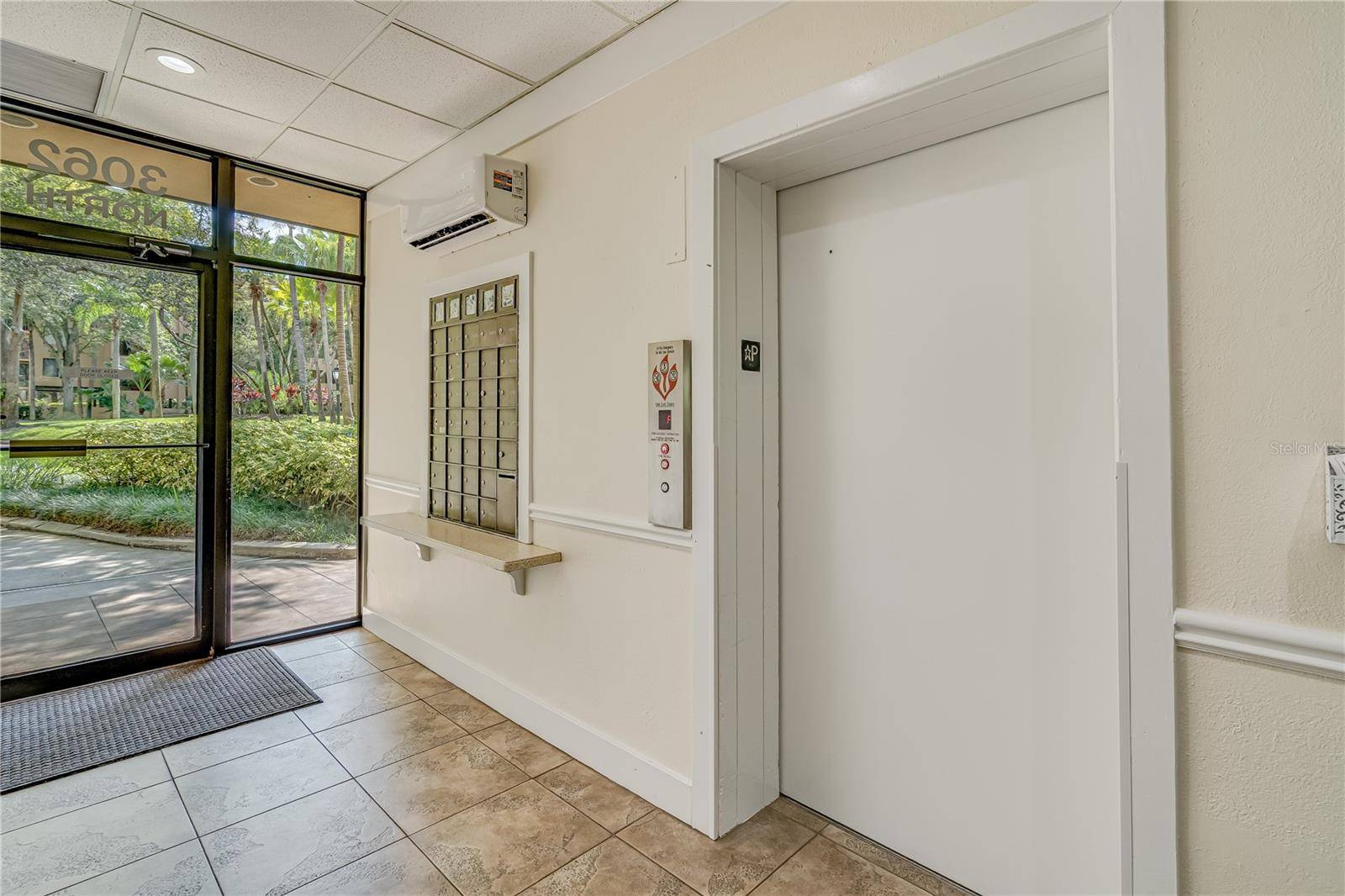 Clearwater, FL 33761,3062 EASTLAND BLVD #105