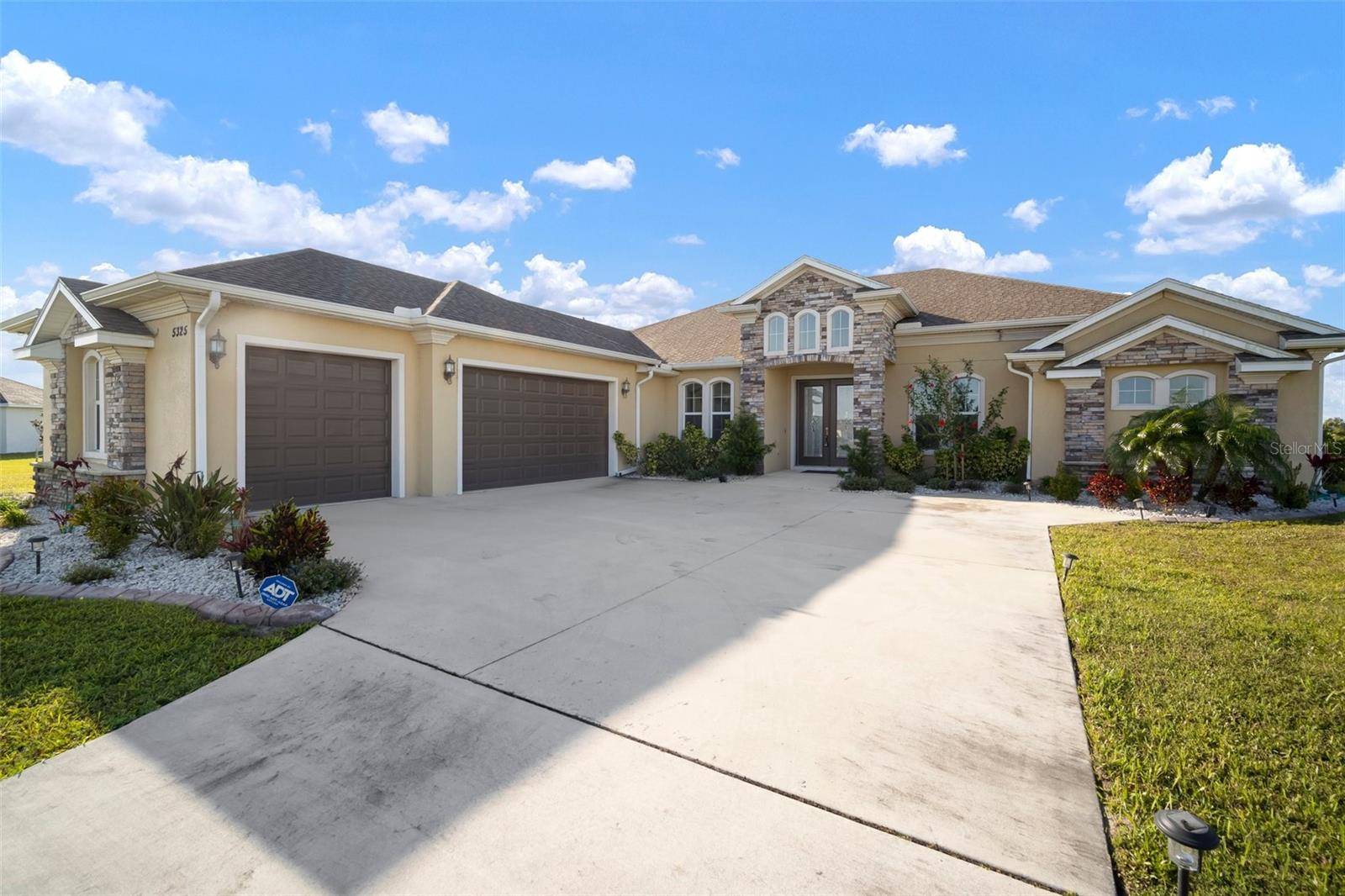 Wimauma, FL 33598,5325 SAN REMO CIR
