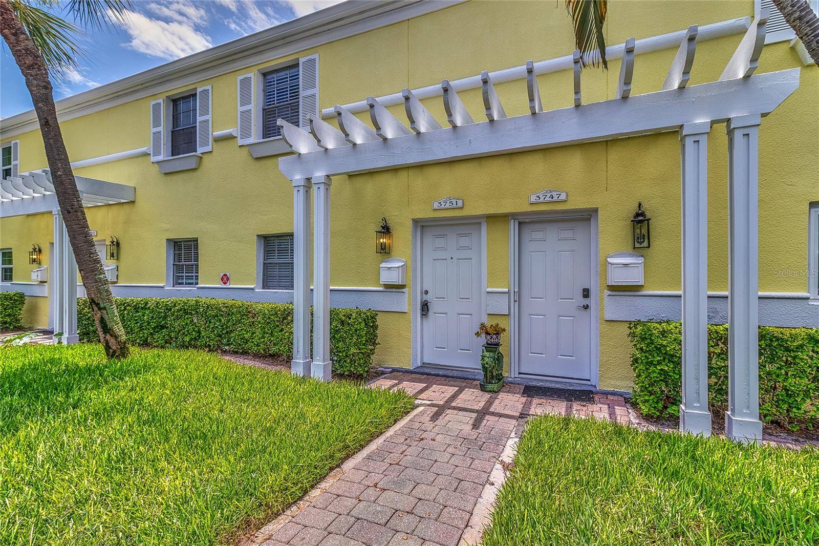 St Petersburg, FL 33705,3751 POMPANO DR SE #3751