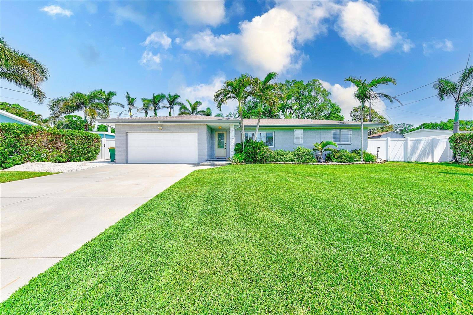 St Petersburg, FL 33708,11035 HURON RD
