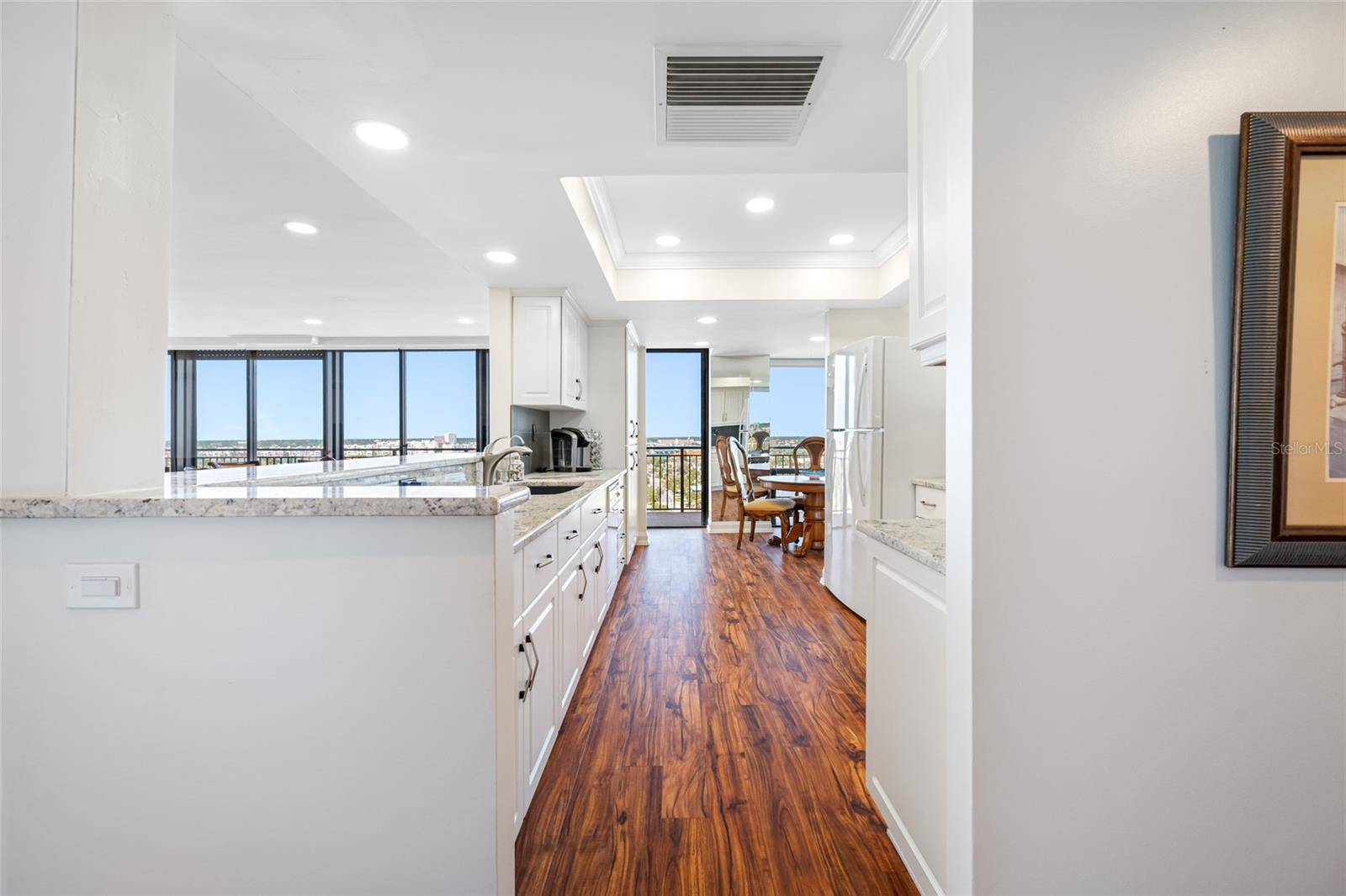 Treasure Island, FL 33706,7600 BAYSHORE DR #1206