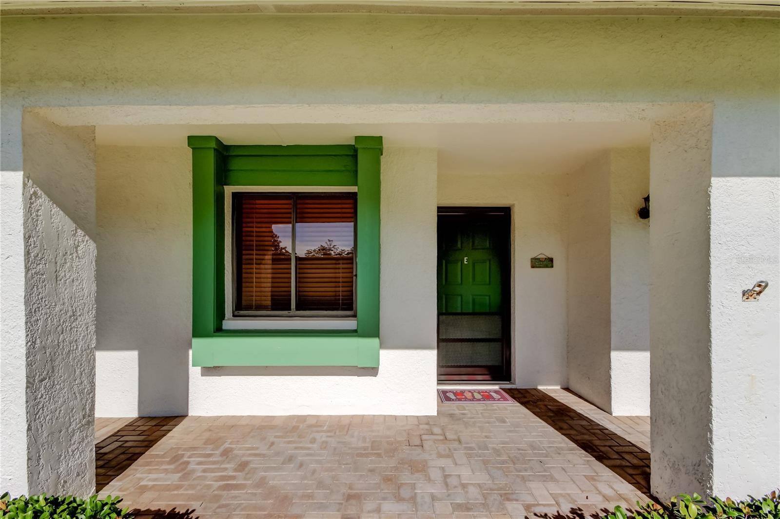 Clearwater, FL 33763,2557 LAURELWOOD DR #10E
