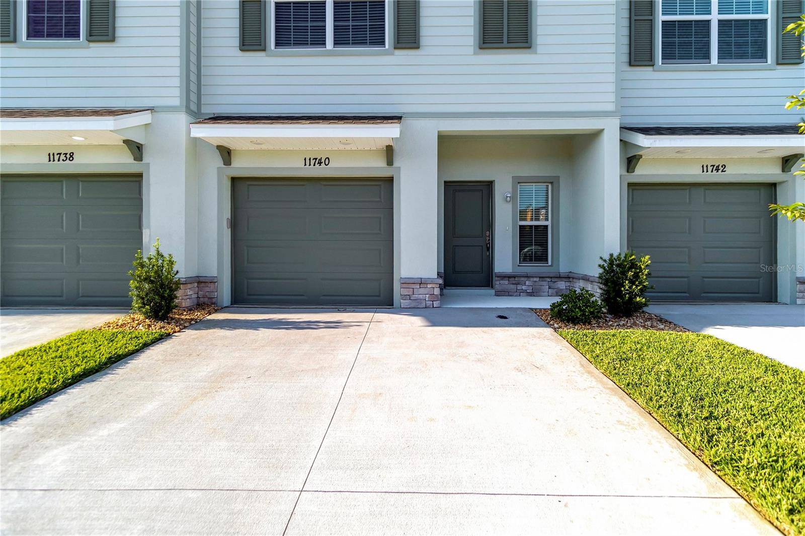 Seffner, FL 33584,11740 BLACKBROOK CT
