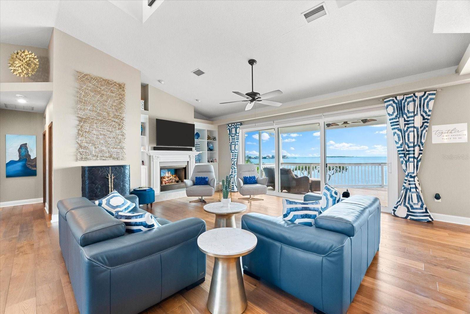 Tarpon Springs, FL 34689,2081 POINTE ALEXIS DR