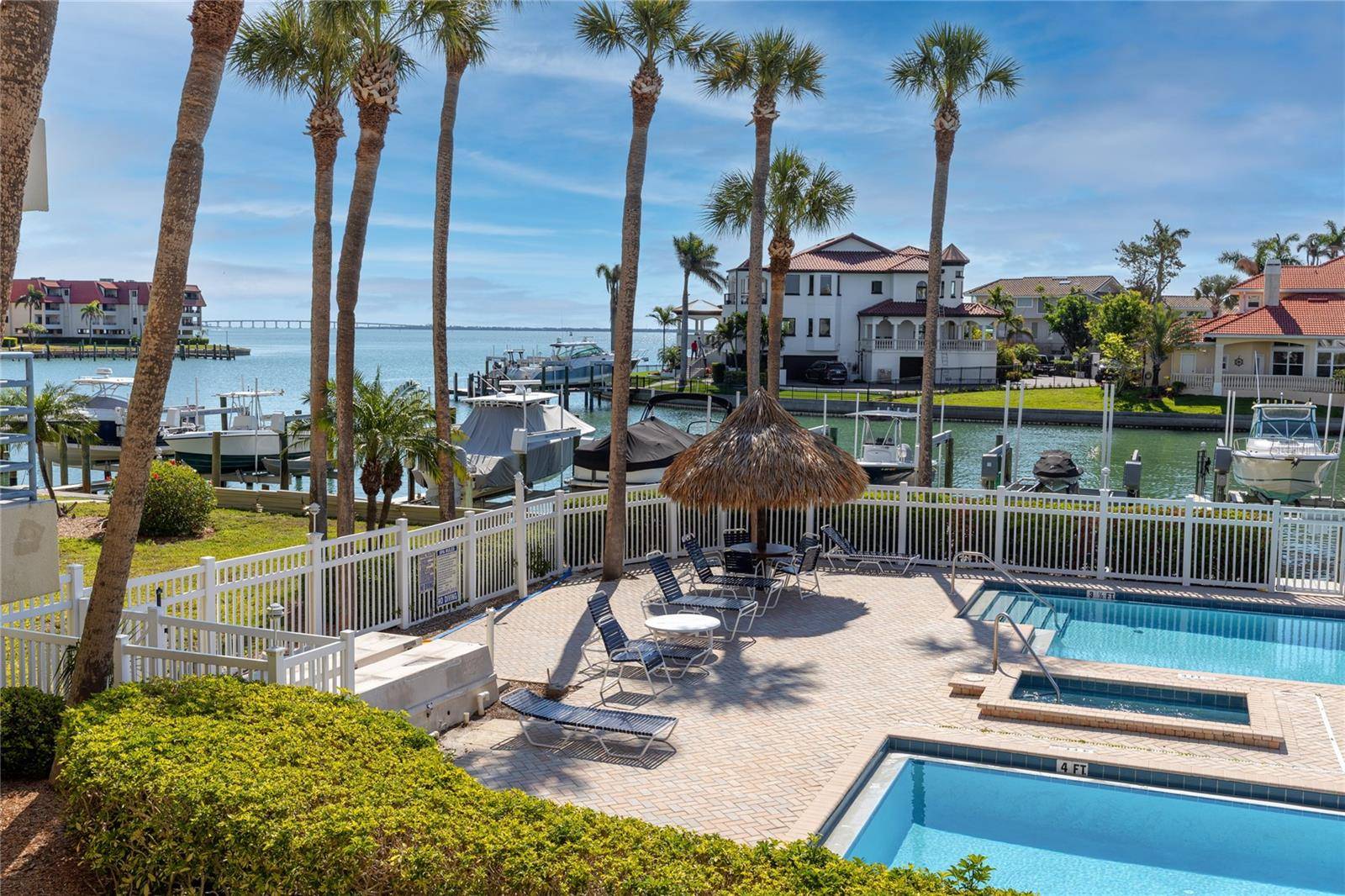 Tierra Verde, FL 33715,363 PINELLAS BAYWAY S #33