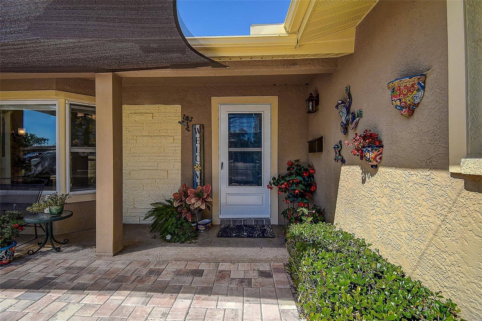St Petersburg, FL 33710,5931 33 AVE N