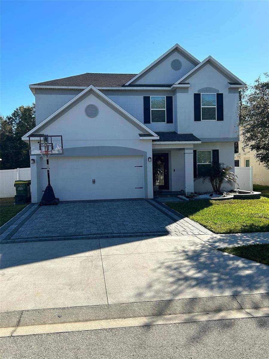 Leesburg, FL 34748,2121 AMOR WAY