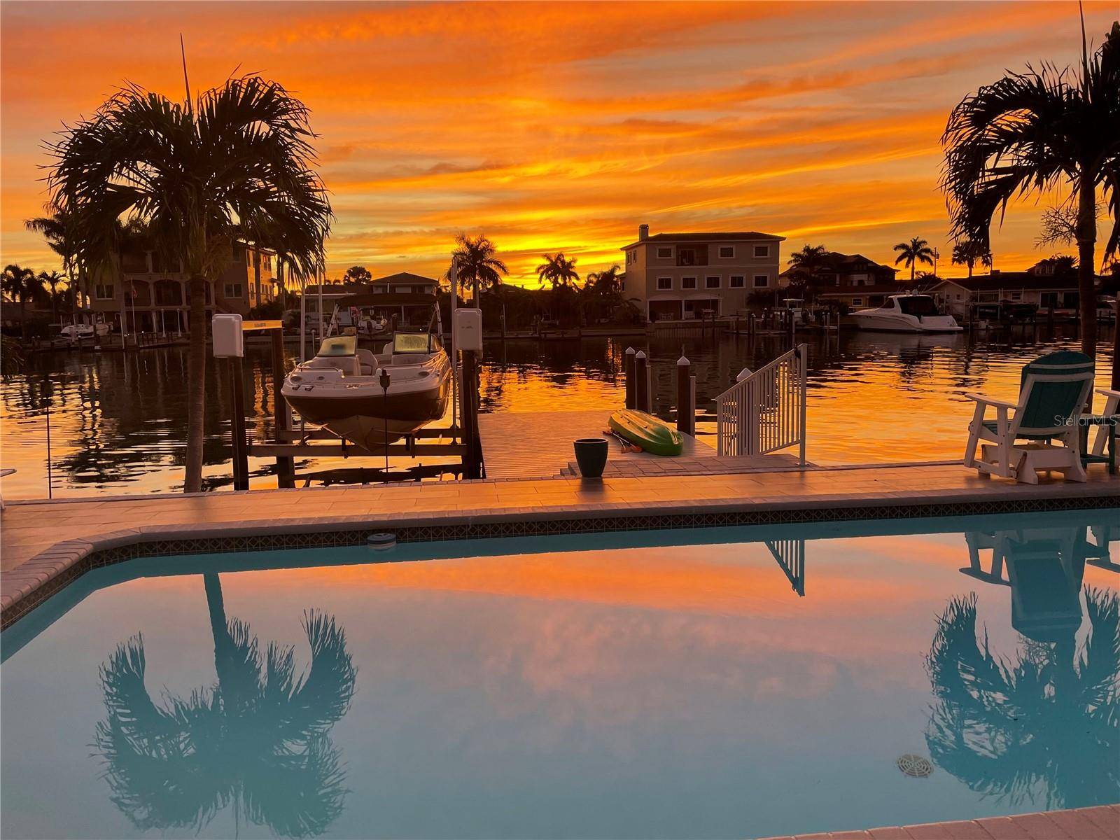 Madeira Beach, FL 33708,533 LILLIAN DR