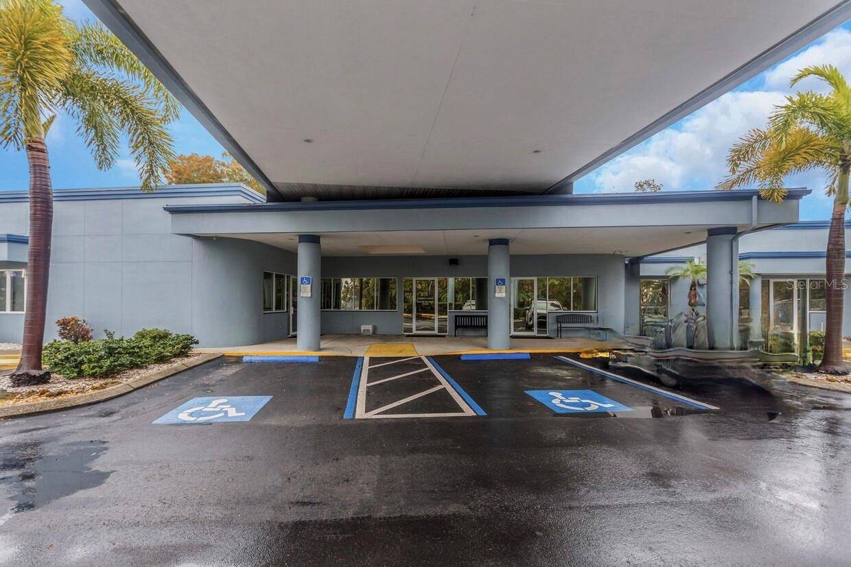 Pinellas Park, FL 33781,7641 66TH ST N