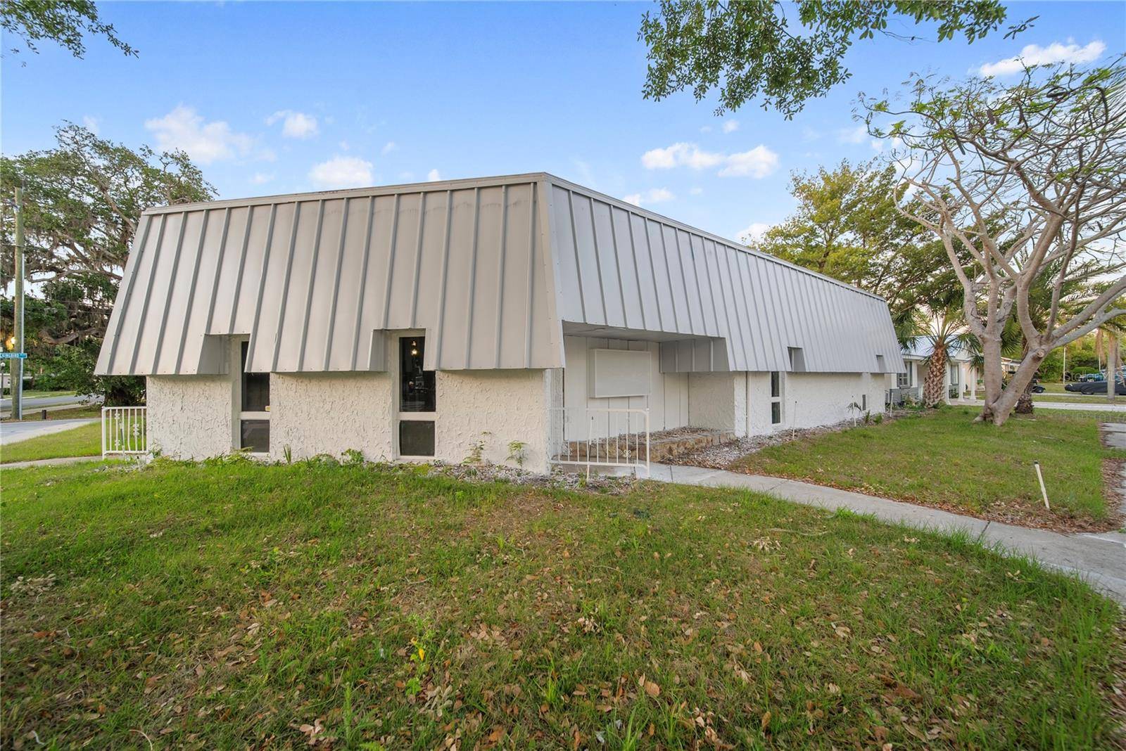 New Port Richey, FL 34652,6430 MADISON ST