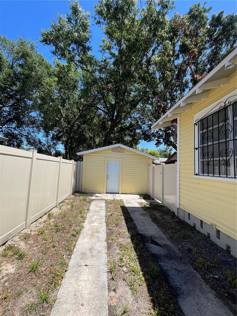 Tampa, FL 33610,5005 N 15TH ST