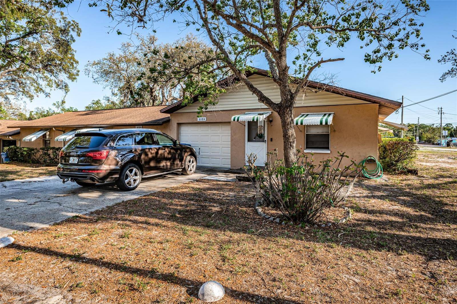 Tarpon Springs, FL 34689,618 JULY DR