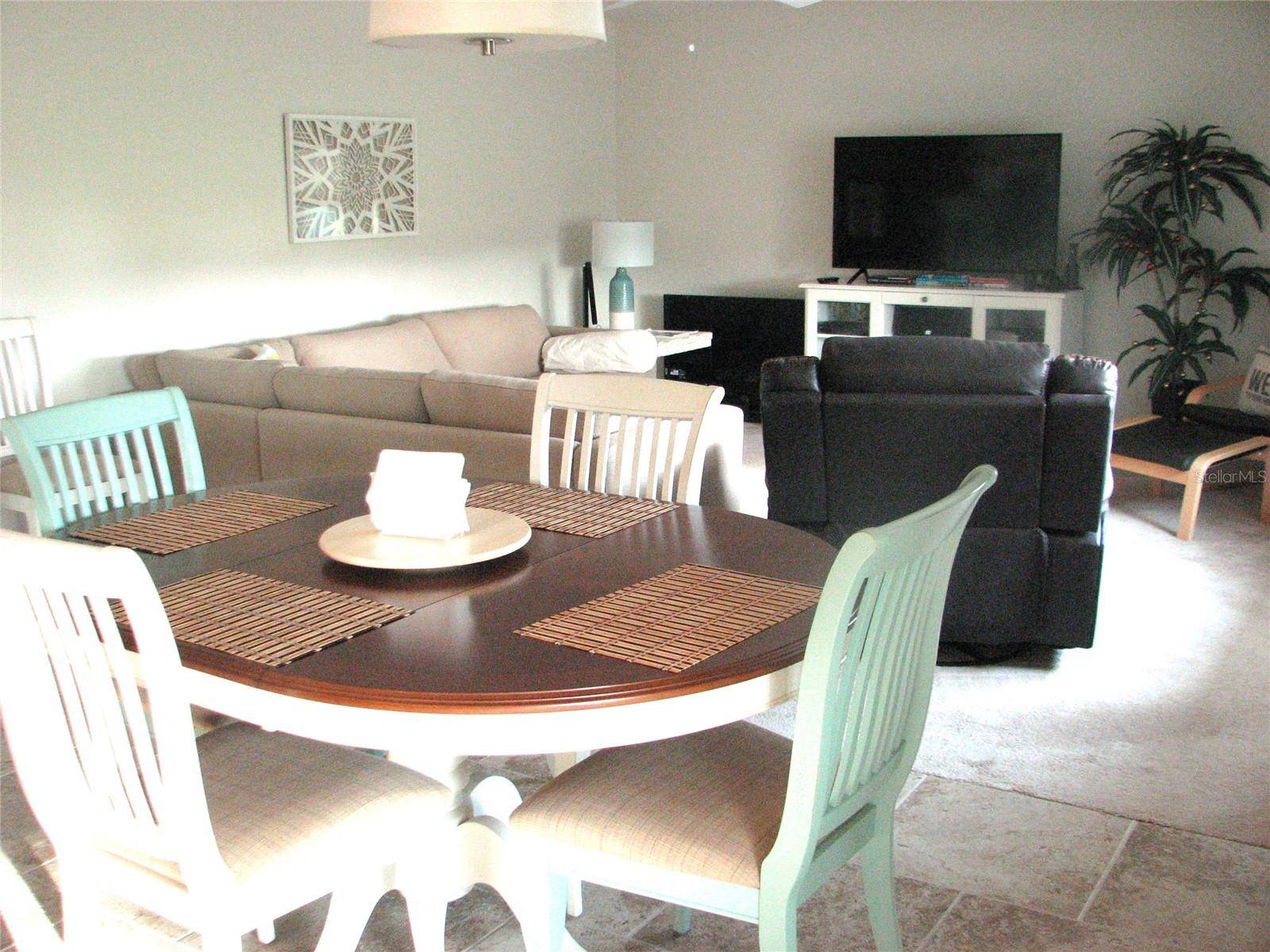 Sun City Center, FL 33573,2116 HARLESTON PL #213
