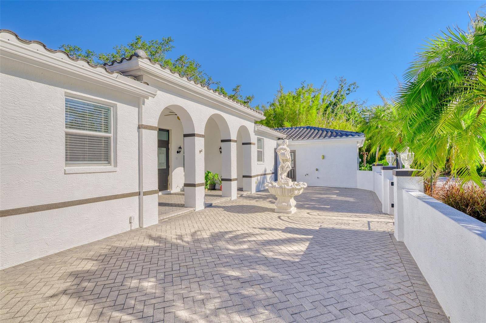 Sarasota, FL 34240,13483 HERITAGE WAY