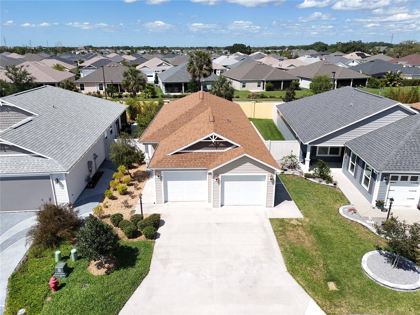 The Villages, FL 32163,1971 CERNY CT