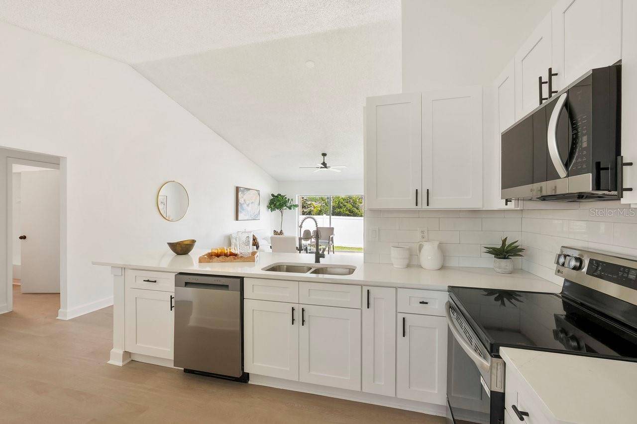Palm Harbor, FL 34683,1485 CAIRN CT