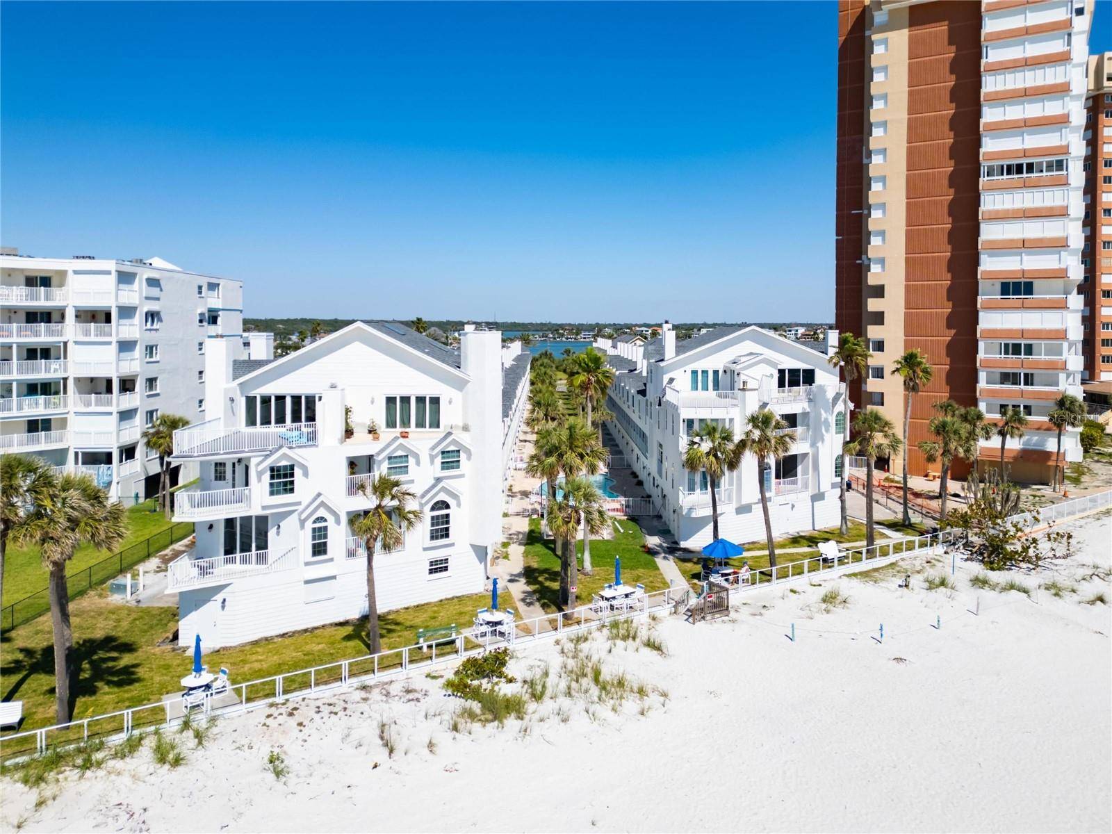 Redington Shores, FL 33708,17960 GULF BLVD #111