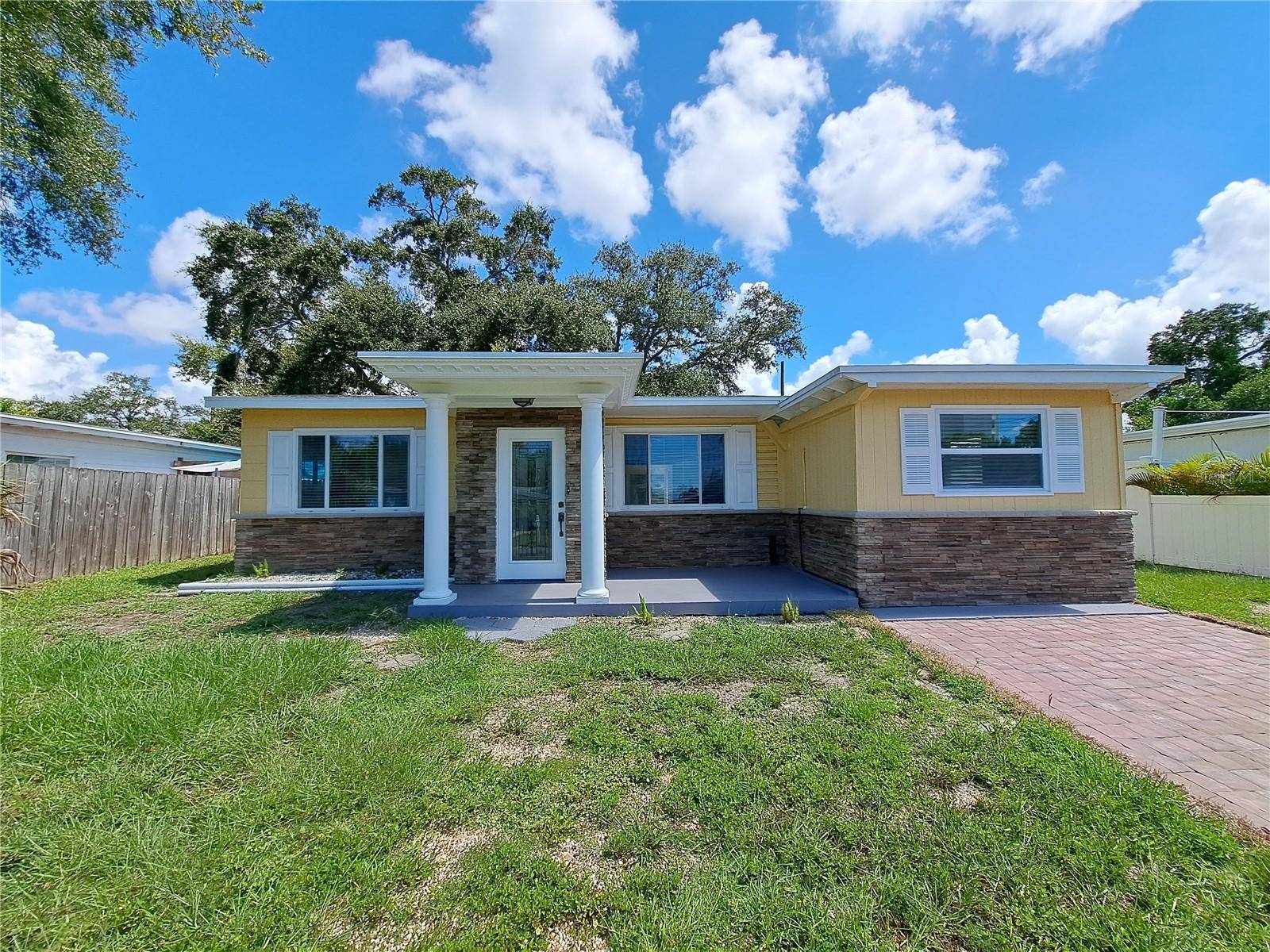 South Pasadena, FL 33707,844 67TH ST S