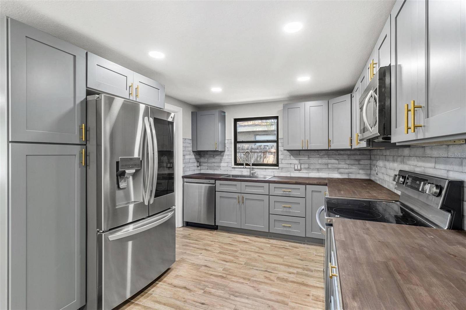 Seminole, FL 33777,8648 78TH PL