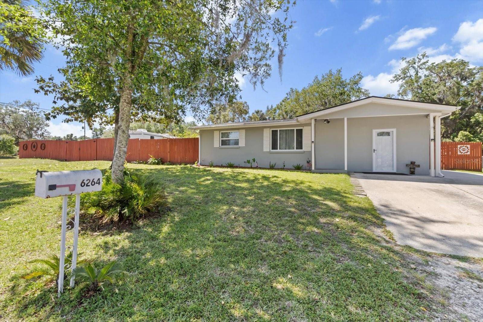 Crystal River, FL 34429,6264 W ARTER ST