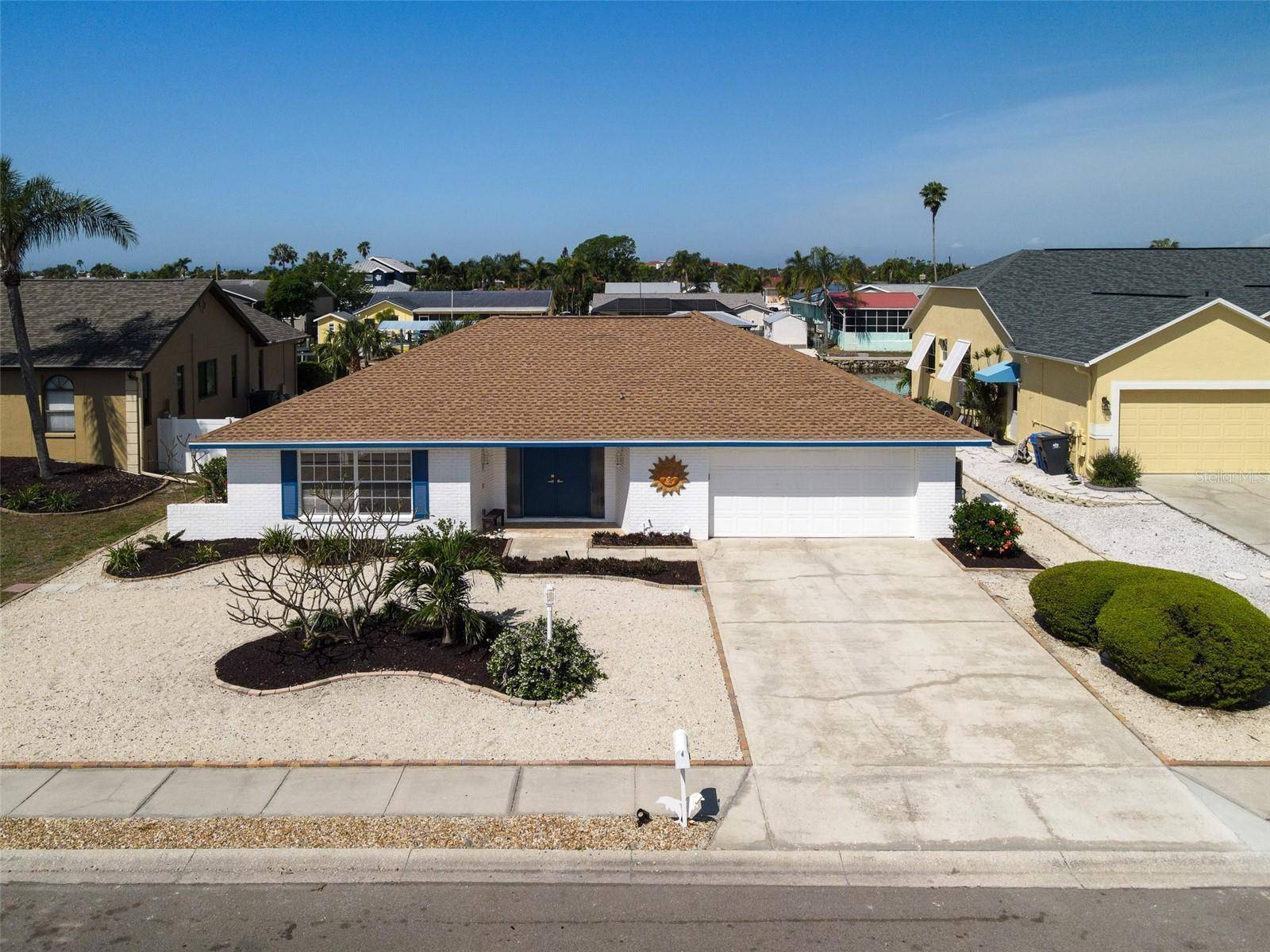 Apollo Beach, FL 33572,6528 SANTIAGO CT