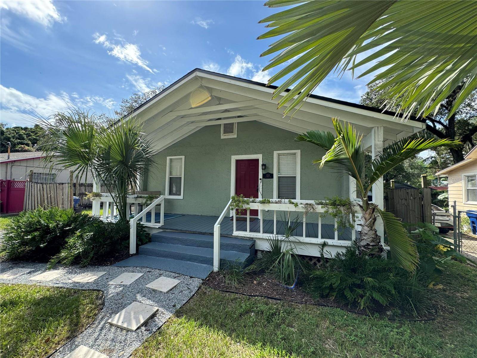 Tampa, FL 33603,1211 E CURTIS ST