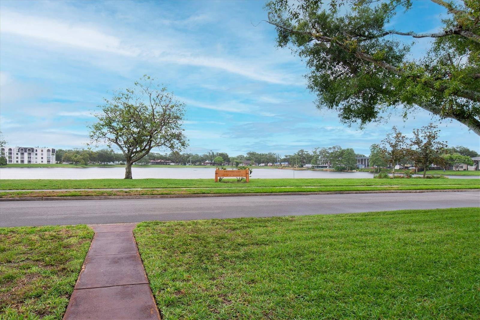 St Petersburg, FL 33713,1180 39TH ST N