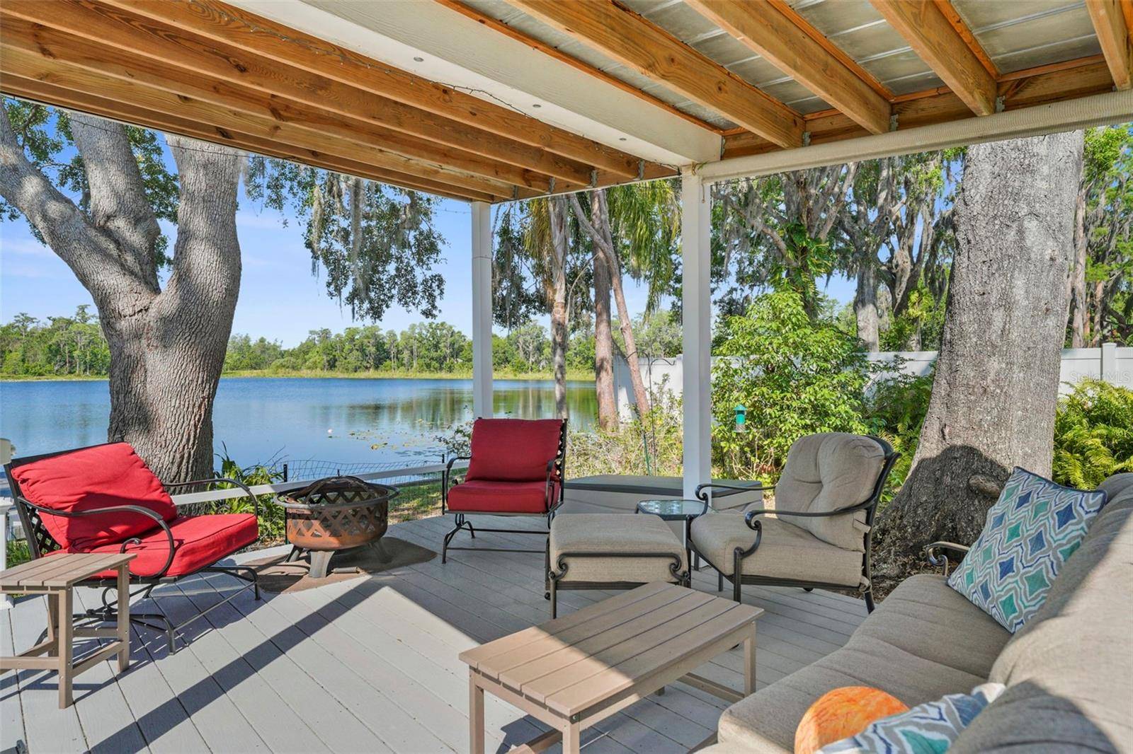 Lutz, FL 33558,19254 BLOUNT RD