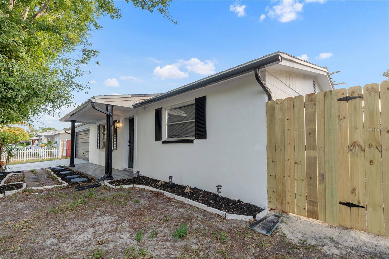 Port Richey, FL 34668,9135 SUFFOLK LN