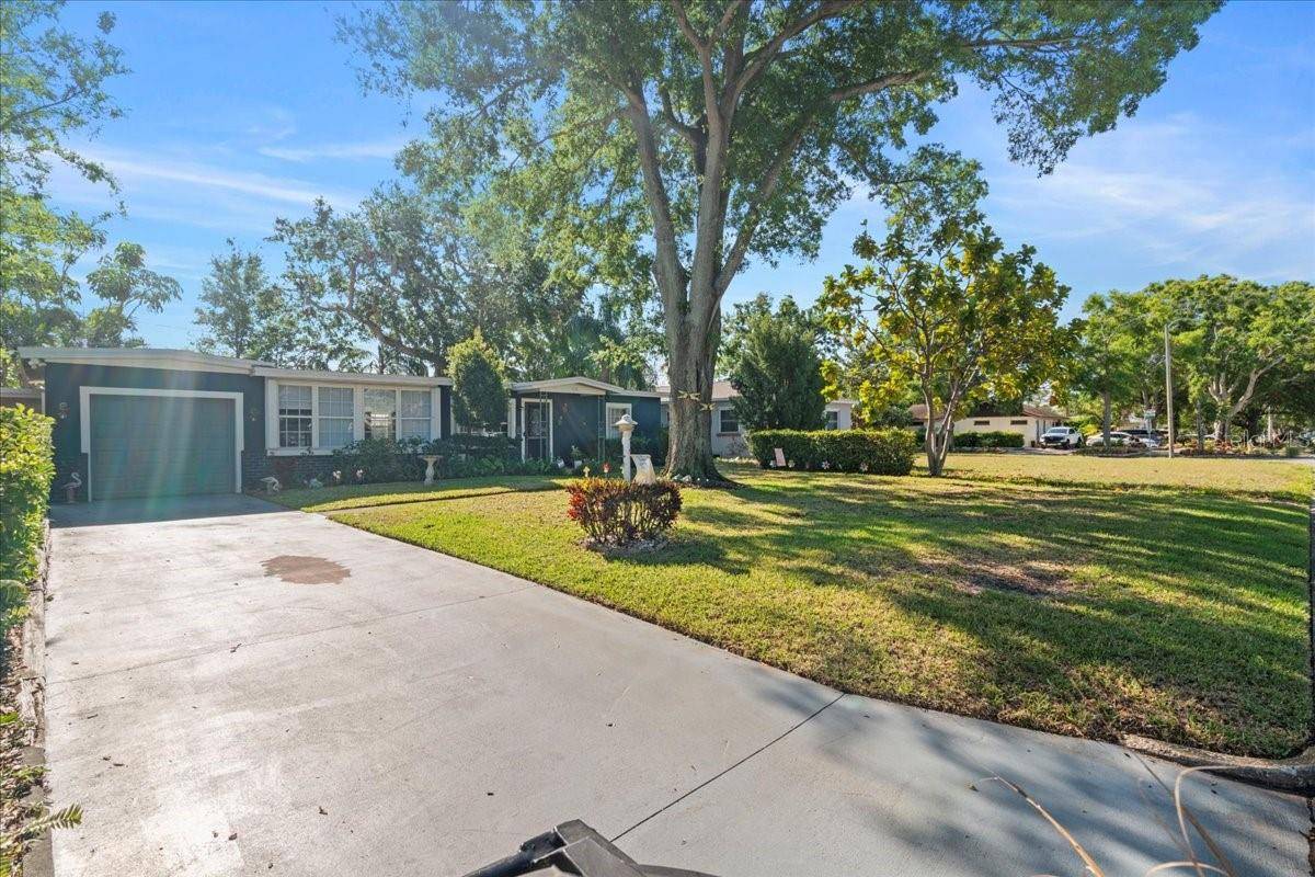 St Petersburg, FL 33713,1115 45TH ST N