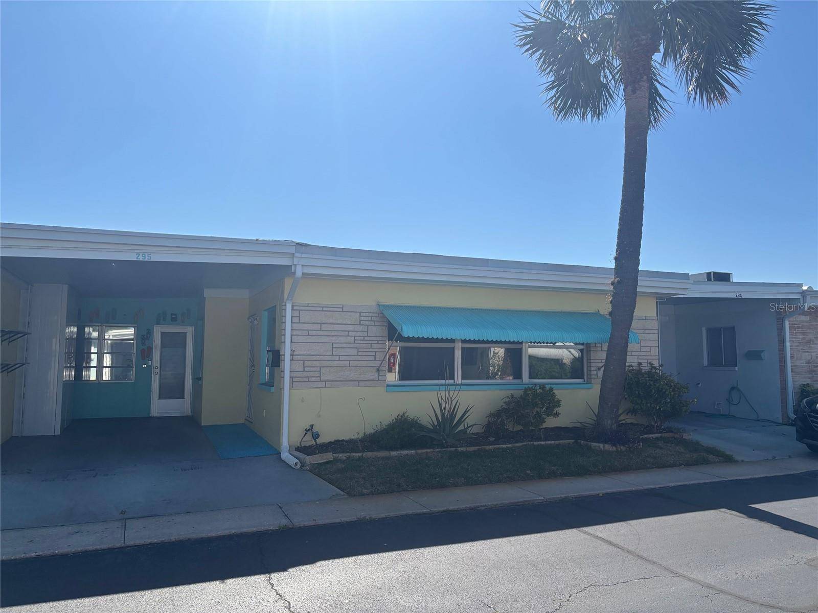 Largo, FL 33770,250 ROSERY RD NW #295