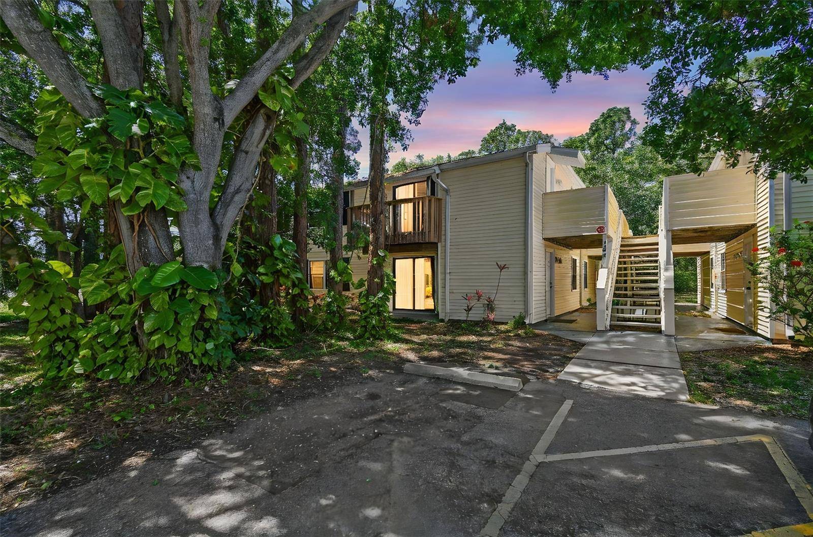 Oldsmar, FL 34677,134 SYCAMORE LN #H