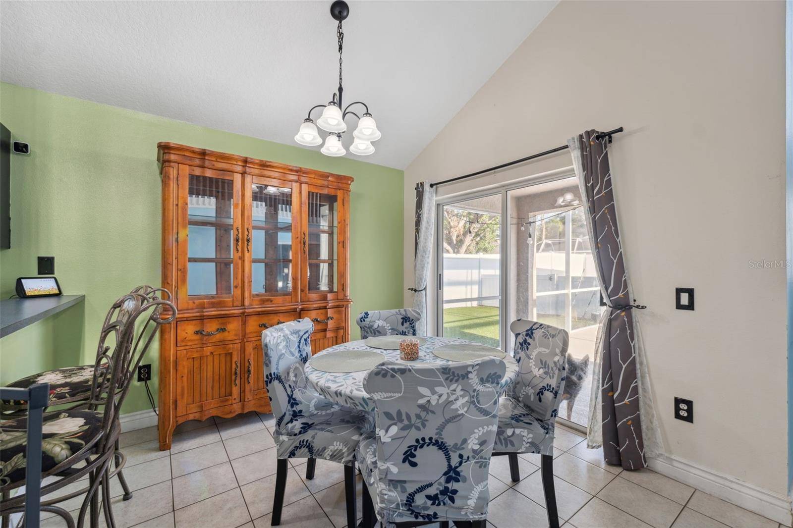 Valrico, FL 33594,3316 PINE TOP DR