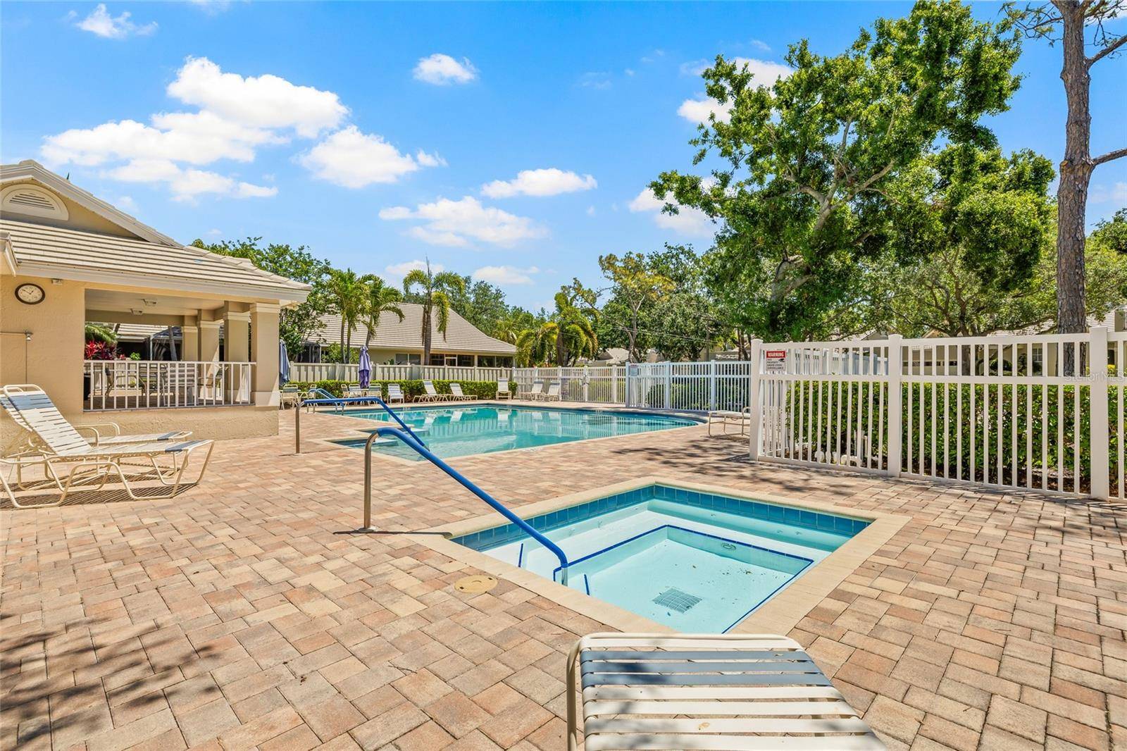 St Petersburg, FL 33703,476 SANTA CRUZ PL NE #C