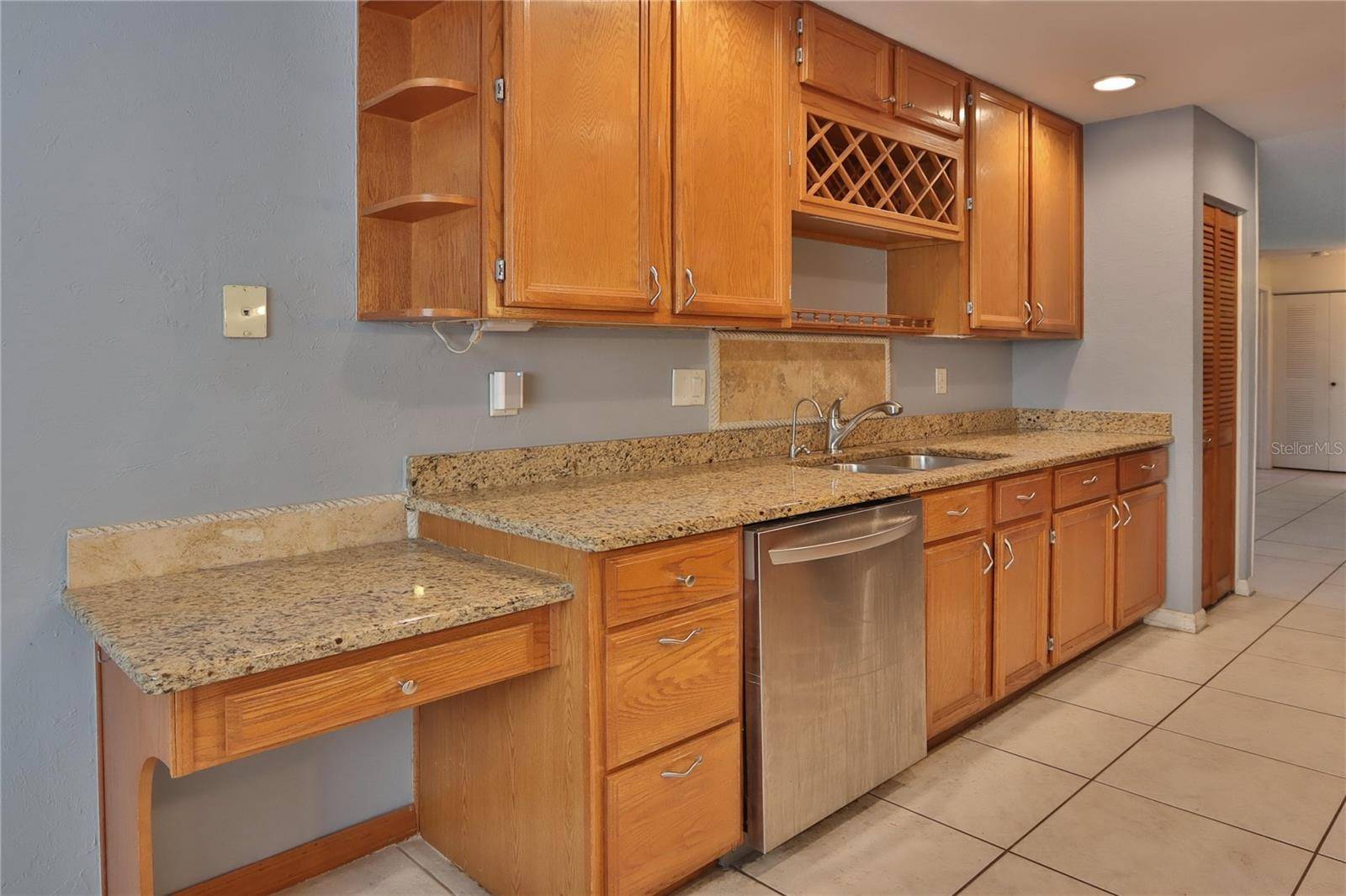 Oldsmar, FL 34677,1915 PEPPERTREE DR