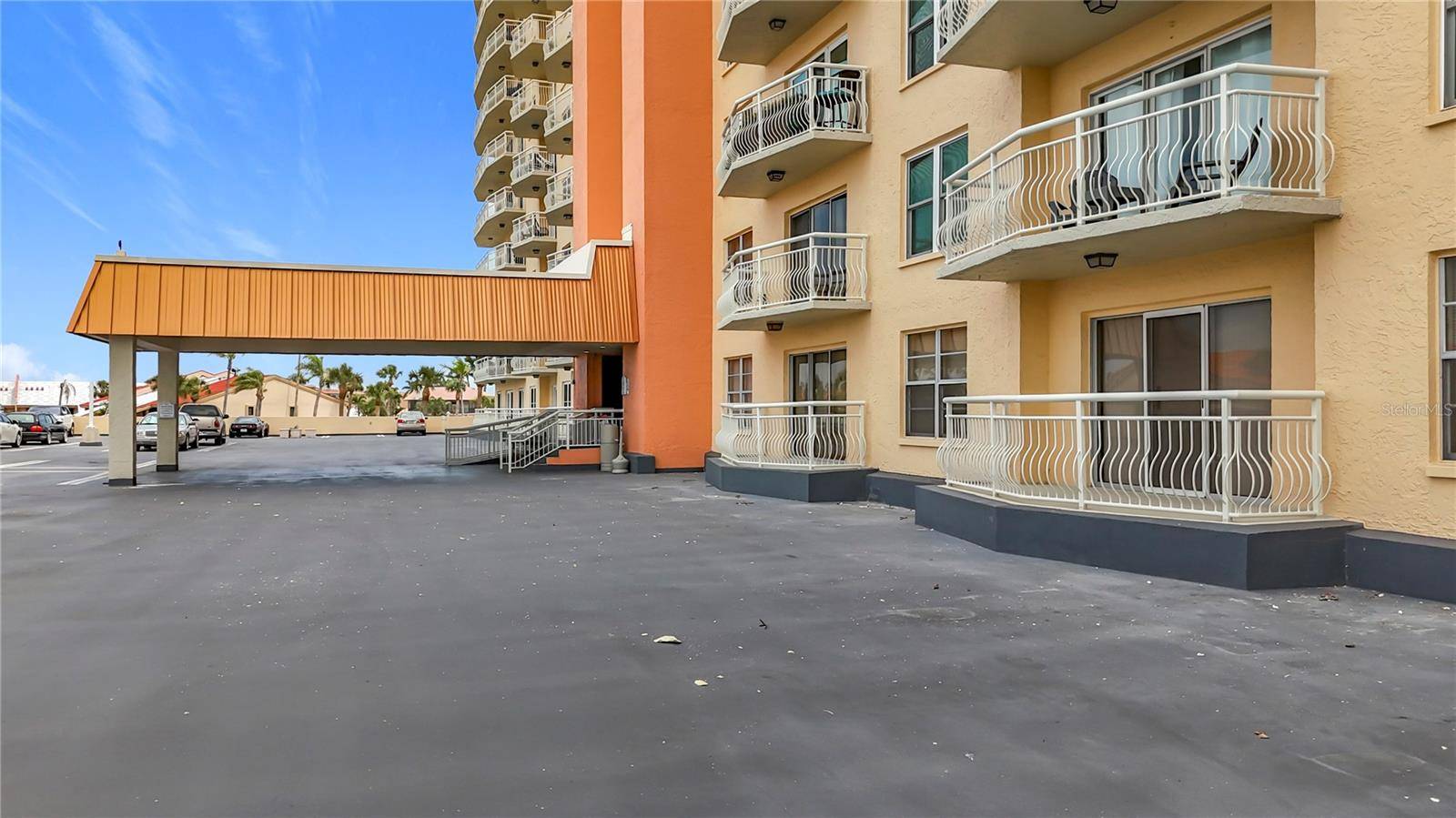 St Petersburg, FL 33715,4900 BRITTANY DR S #211