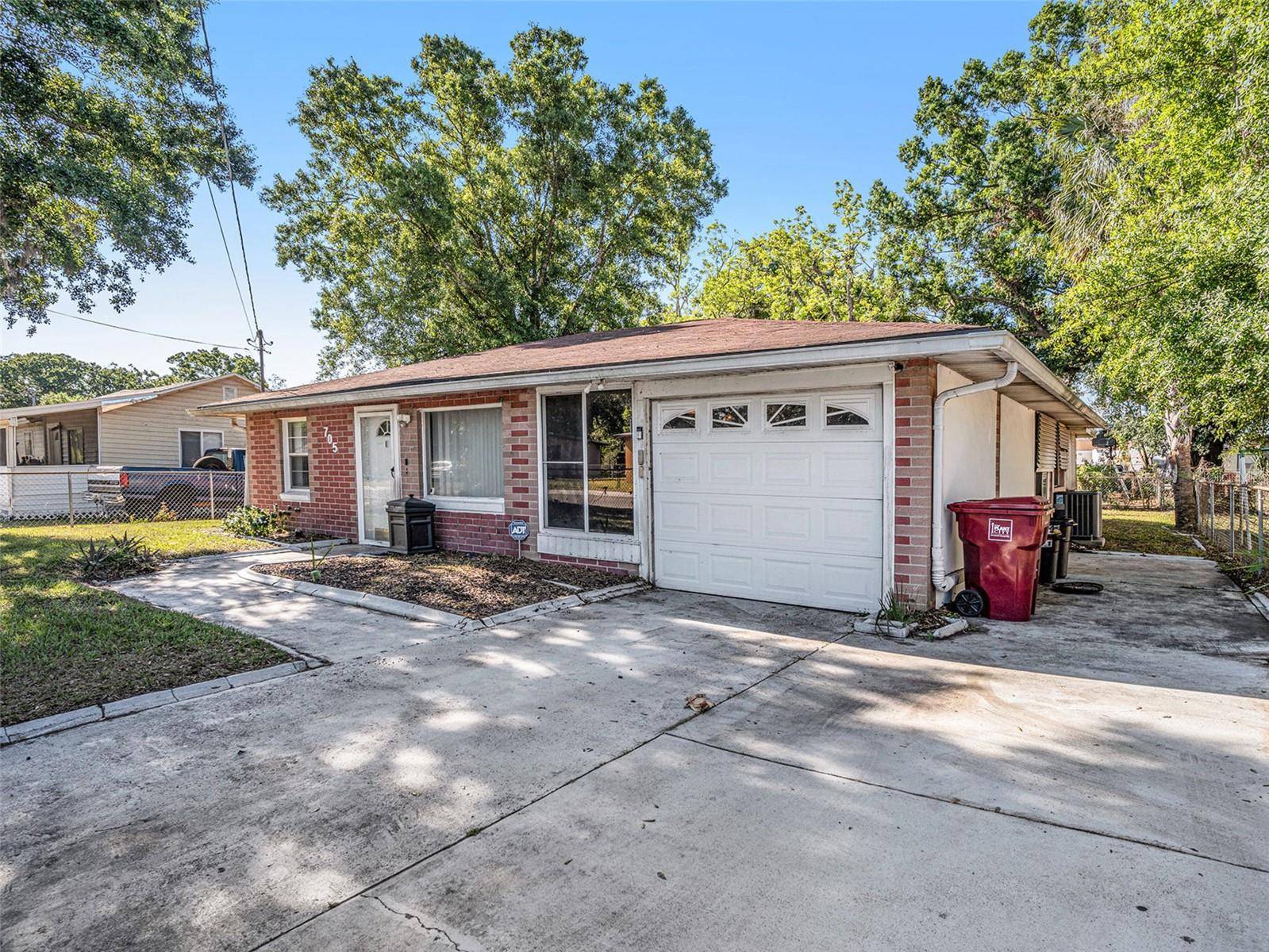 Plant City, FL 33563,705 E ALABAMA ST
