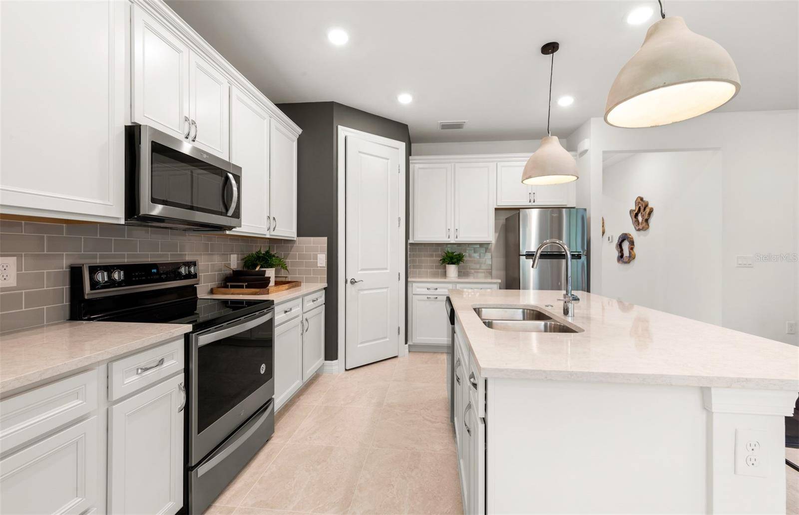Lakewood Ranch, FL 34211,5703 SILVERSIDE PINE CT