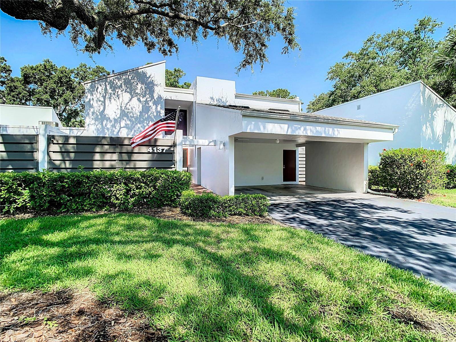 Tampa, FL 33618,4137 NORTHMEADOW CIR