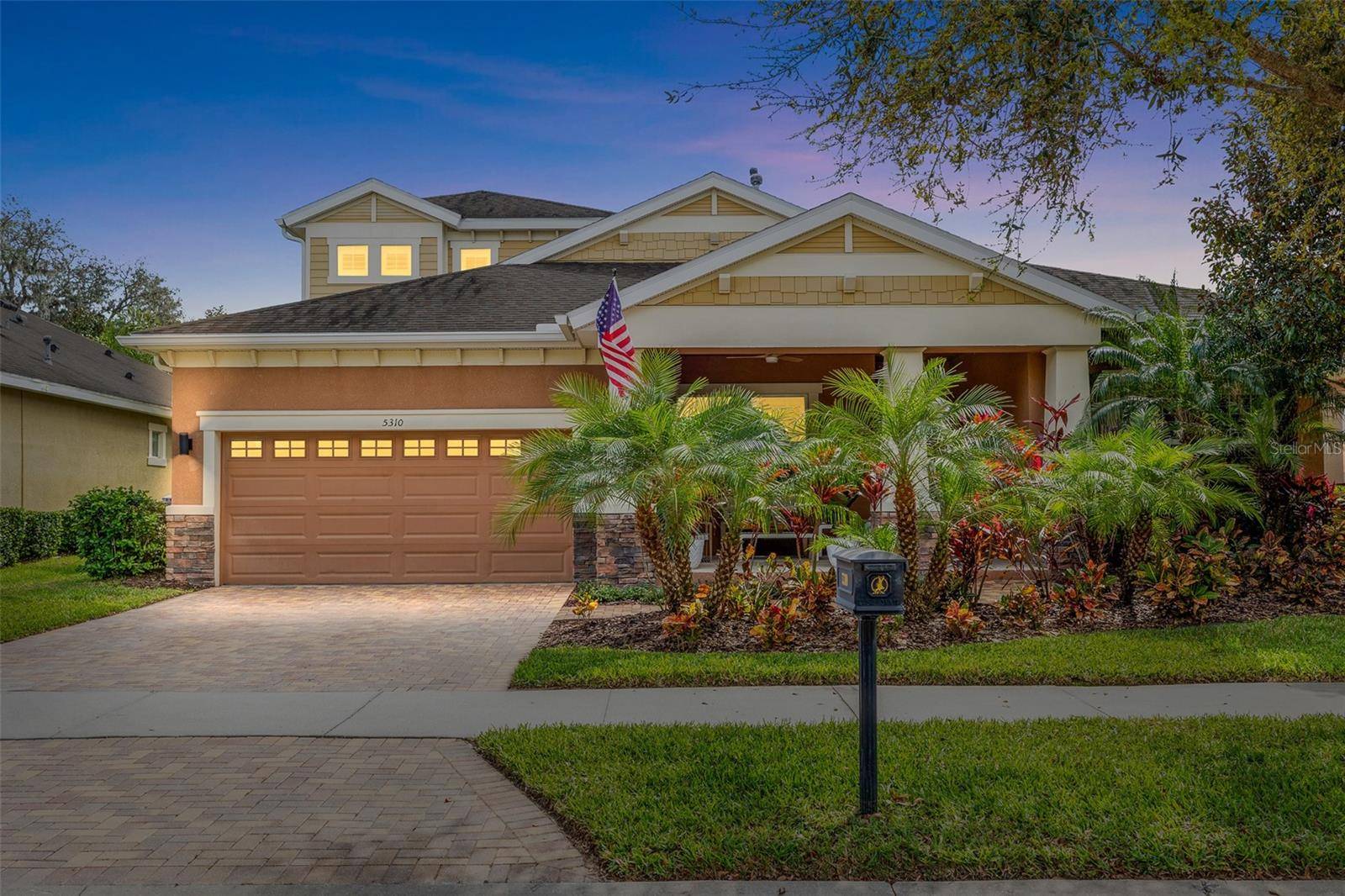 Lithia, FL 33547,5310 SANDERLING RIDGE DR