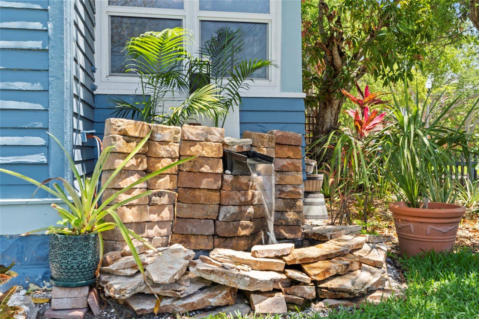 St Petersburg, FL 33705,701 14TH ST N
