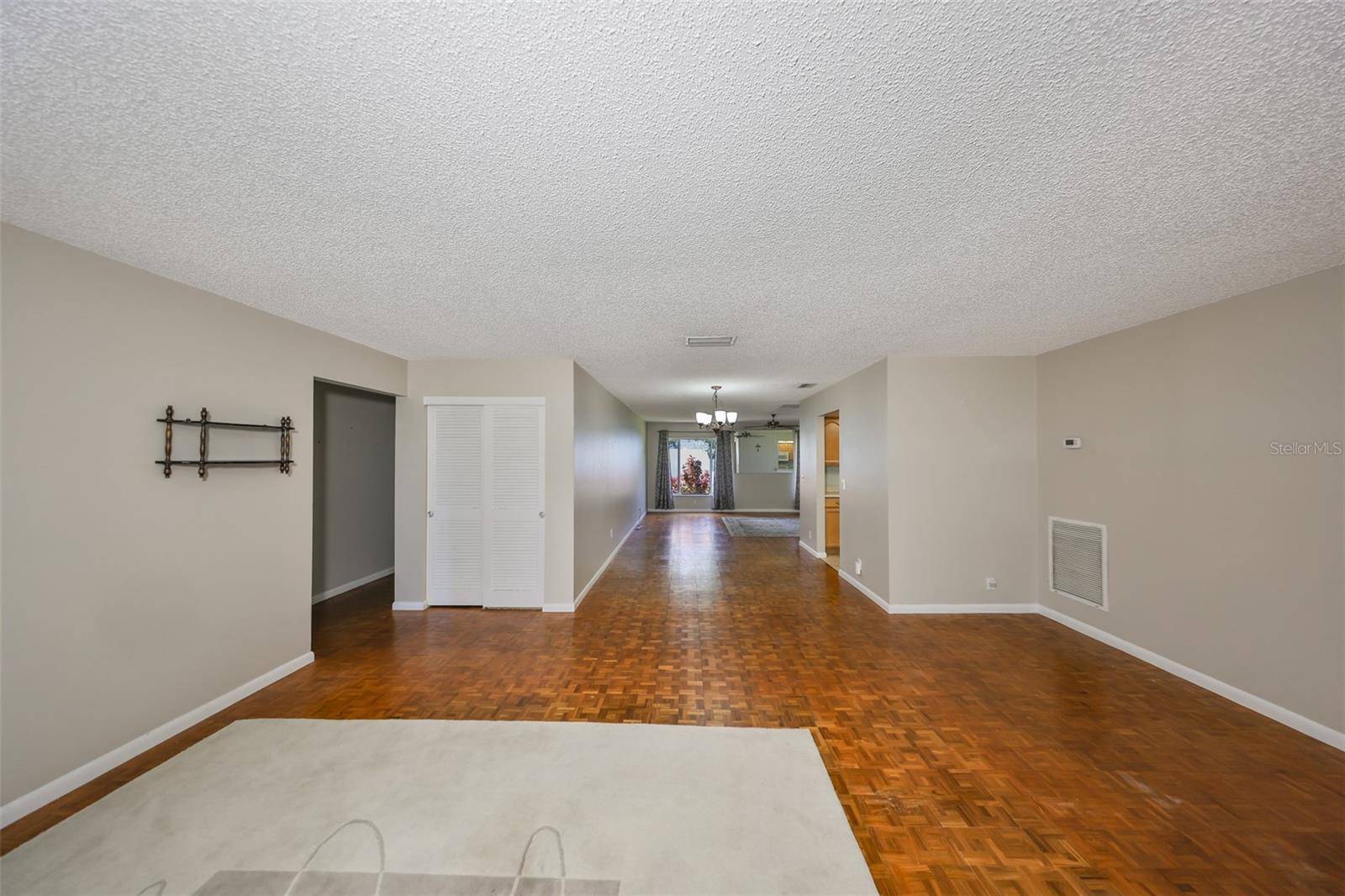 Pinellas Park, FL 33782,3928 90TH TER N