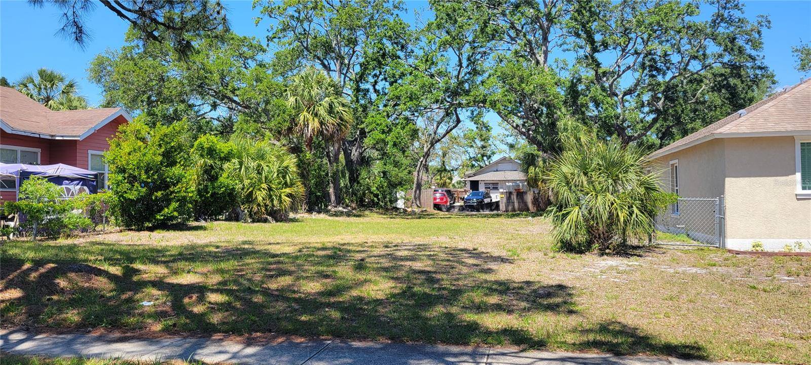 St Petersburg, FL 33705,935 20TH AVE S