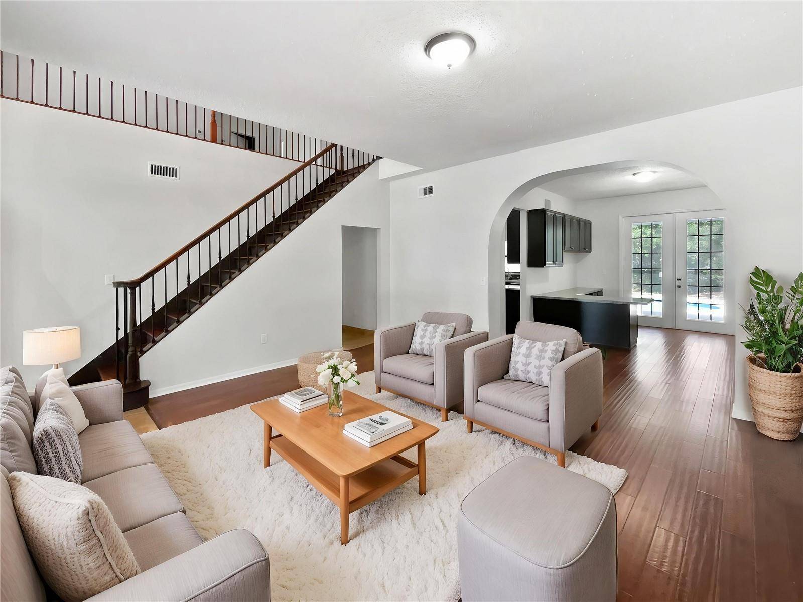 Tampa, FL 33635,8114 POND SHADOW LN