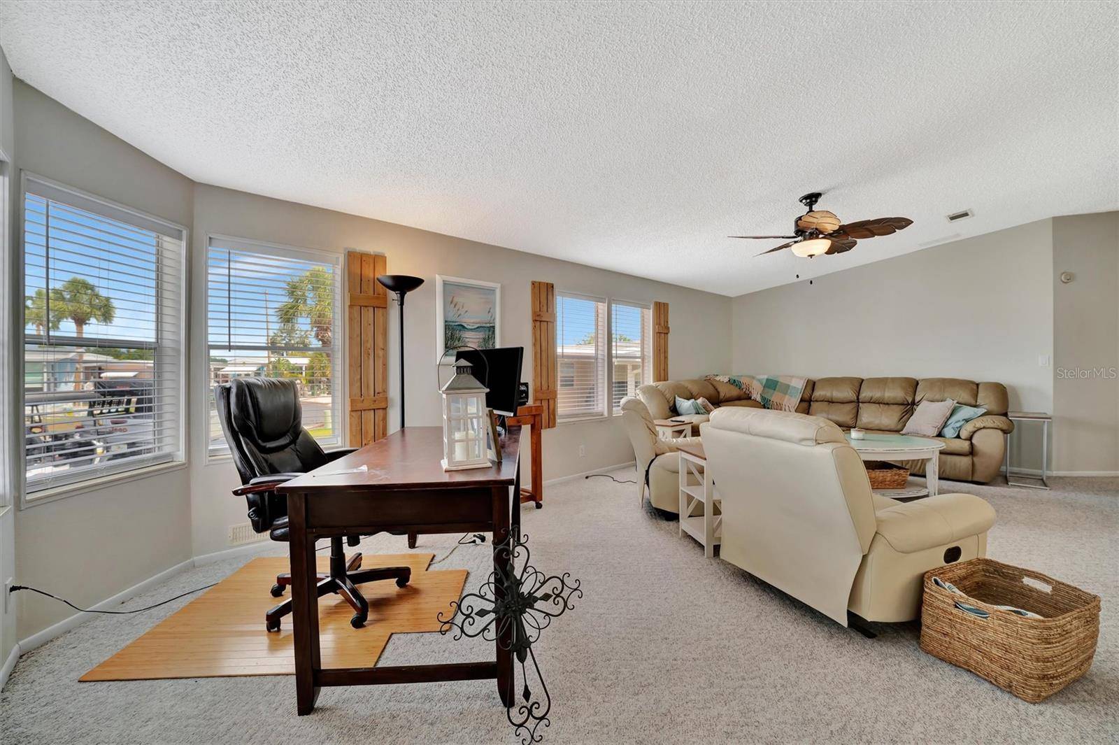 Apollo Beach, FL 33572,119 E SAINT JOHNS WAY