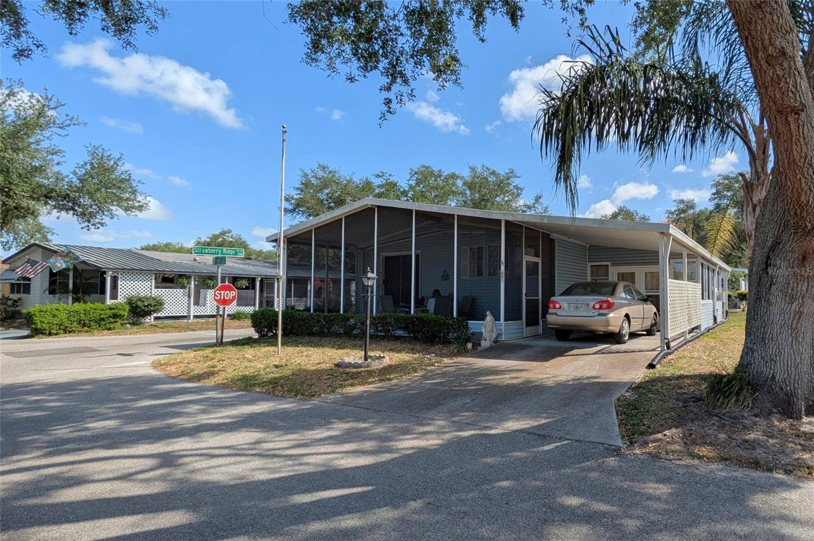 Valrico, FL 33594,601 CHOO CHOO LN