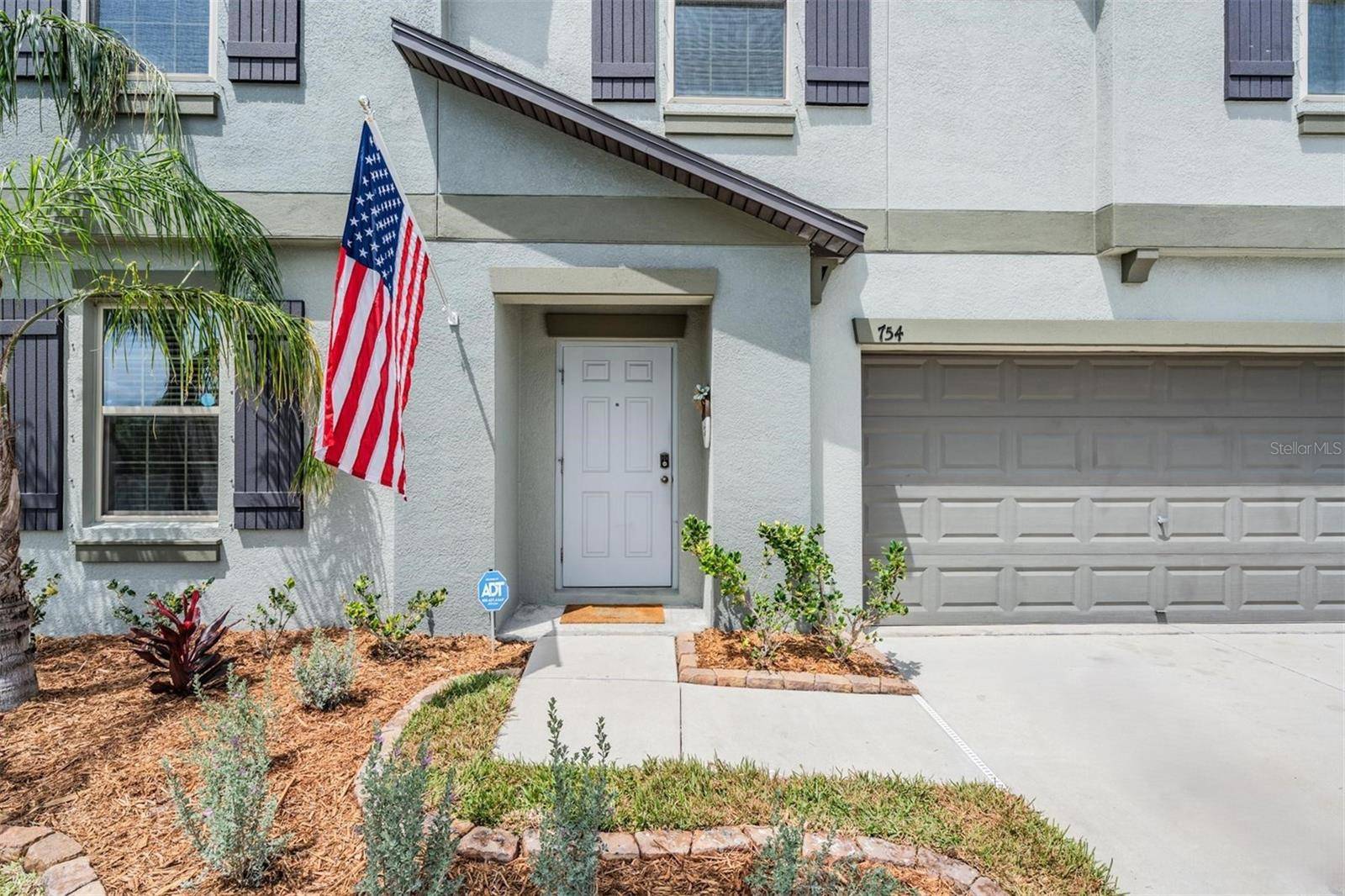 Ruskin, FL 33570,754 8TH ST NW