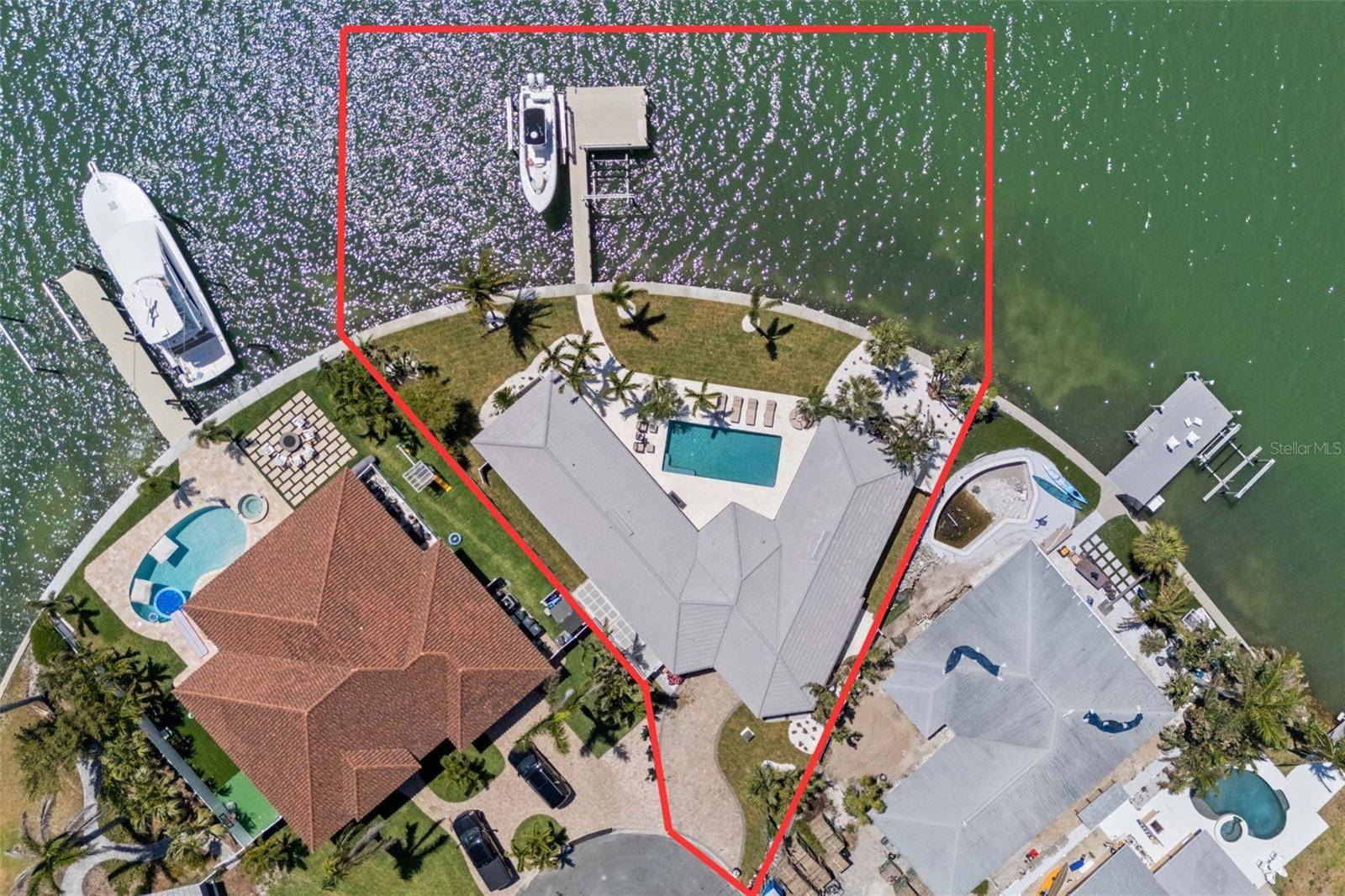 Treasure Island, FL 33706,11050 7TH ST E