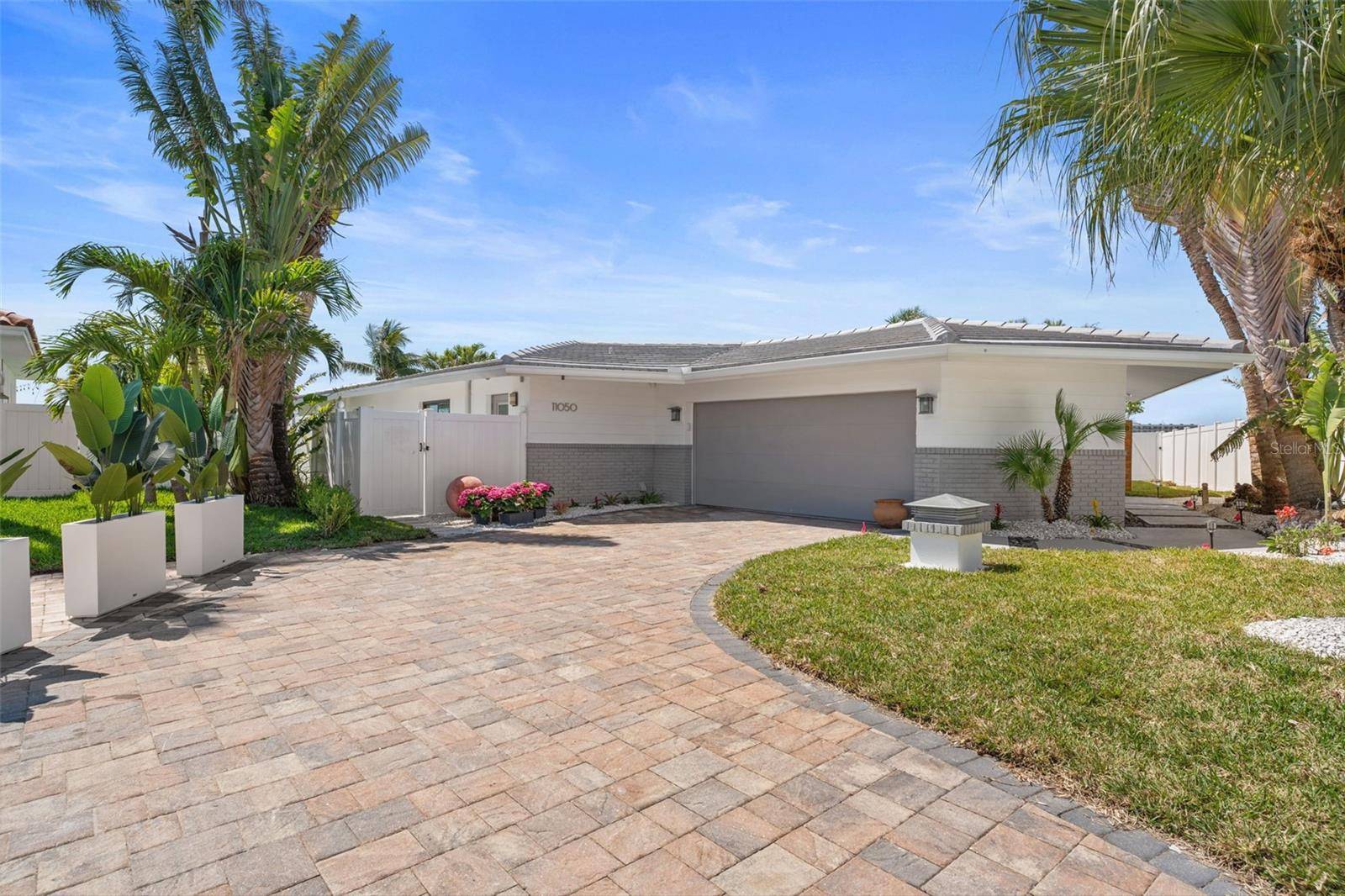 Treasure Island, FL 33706,11050 7TH ST E