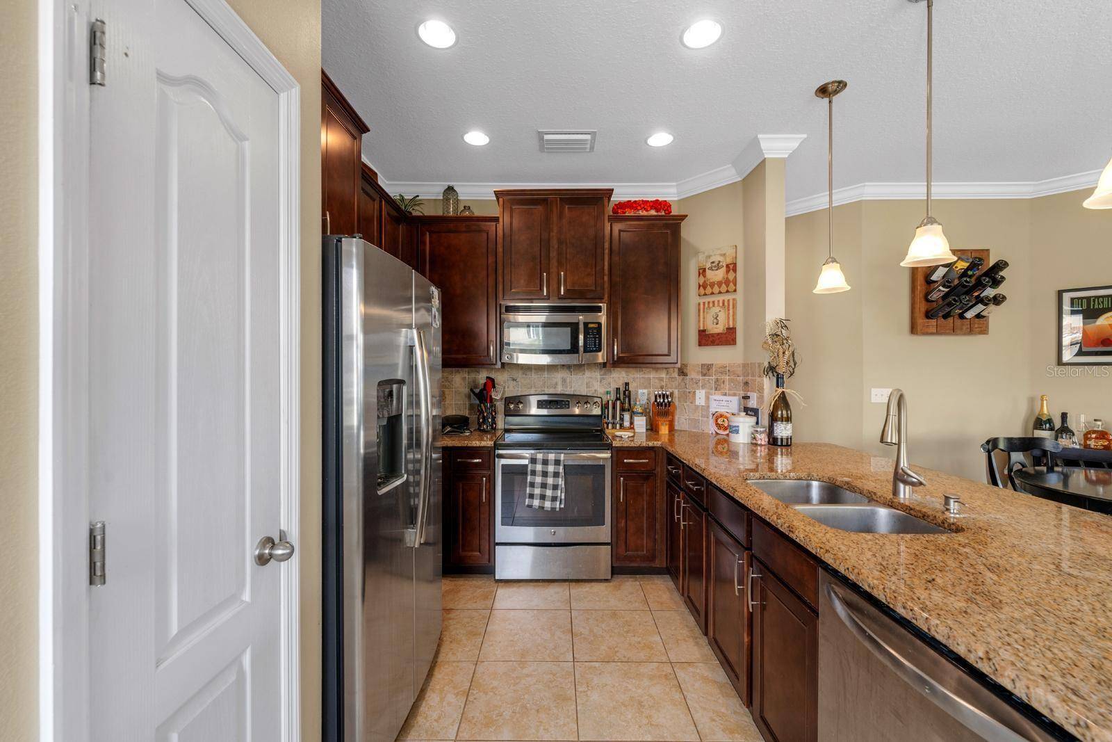 St Petersburg, FL 33703,582 53RD AVE N